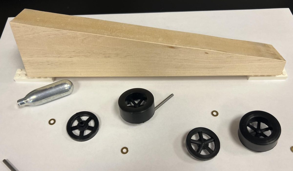 8th Grade Science Fair Ends: New Dragsters Project Takes Over